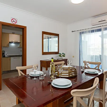 Villa 3br Views - Private Heated Pool - Parking *