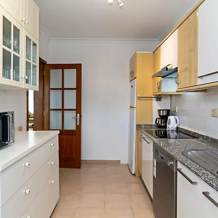 3br Views - Private Heated Pool - Parking