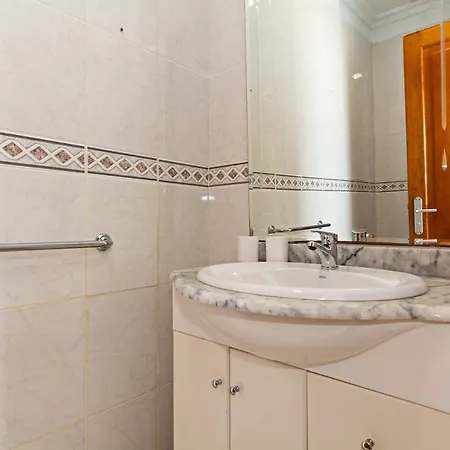 Villa 3br Views - Private Heated Pool - Parking *