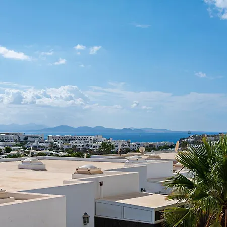 Villa 3br Views - Private Heated Pool - Parking